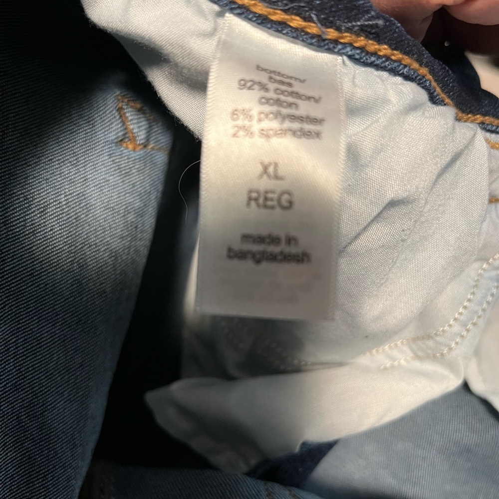 Maurice’s XL Denim Jeans in EUC fits like a 16 stretch and comfort - Picture 2 of 4